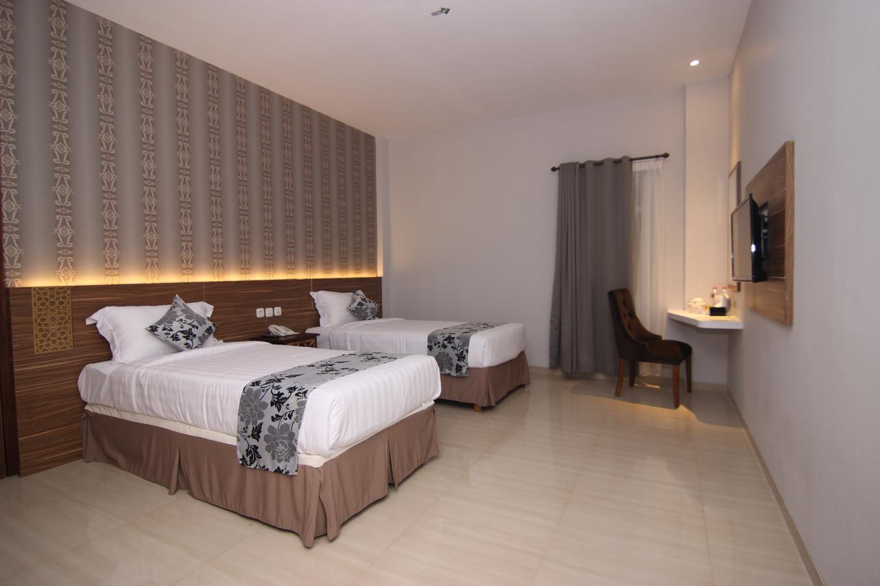 Grand Amira Hotel Solo, Azana Hotels Collection Εξωτερικό φωτογραφία